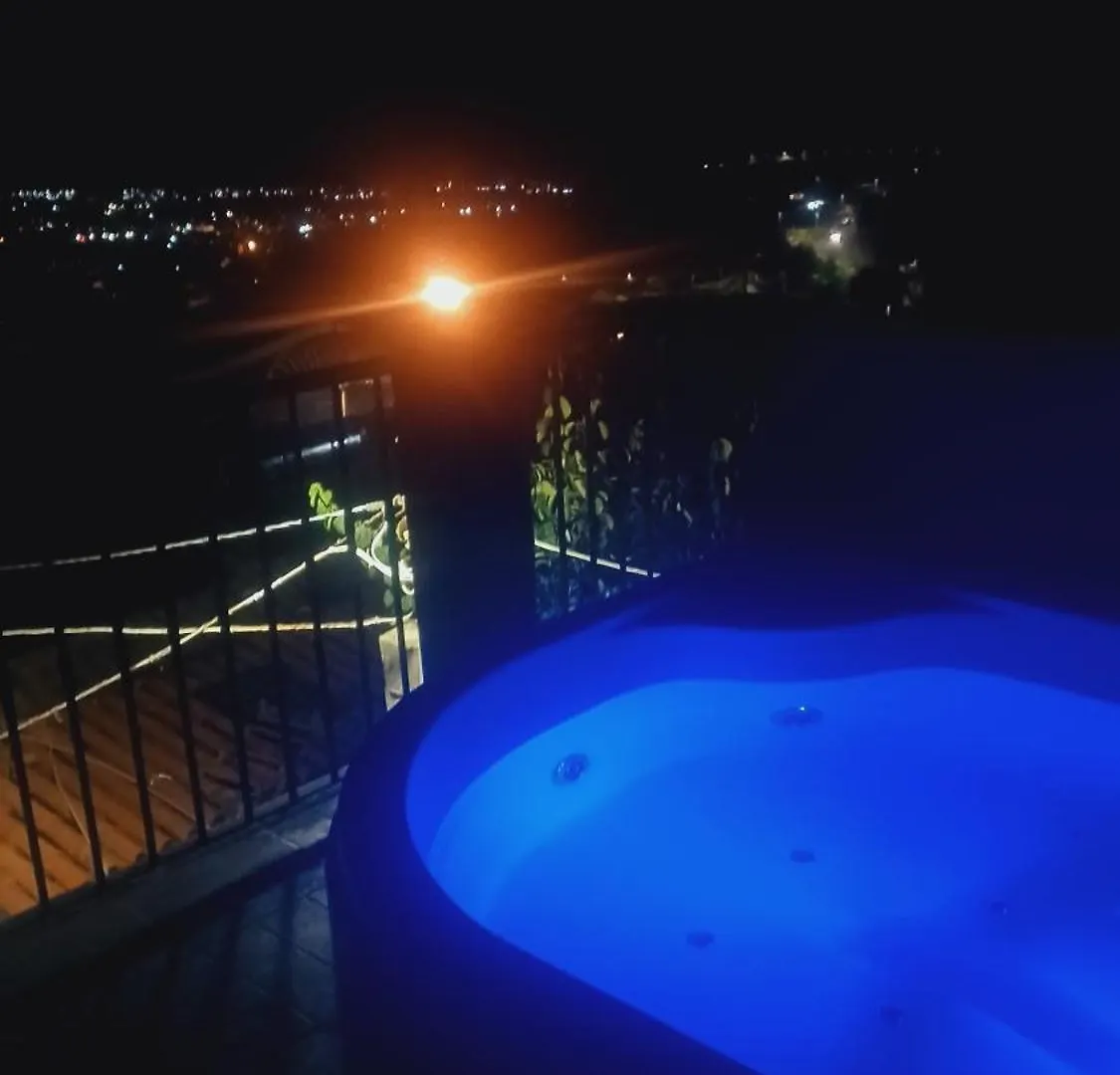 Villa L'Antico Vicolo Nunziata 0*,  Italia